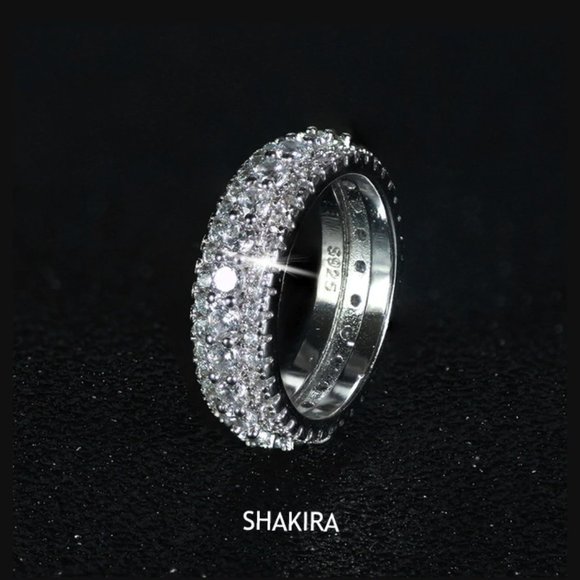 Emerald Princess Cut Eternity Wedding Band Ring - Picture 4 of 13